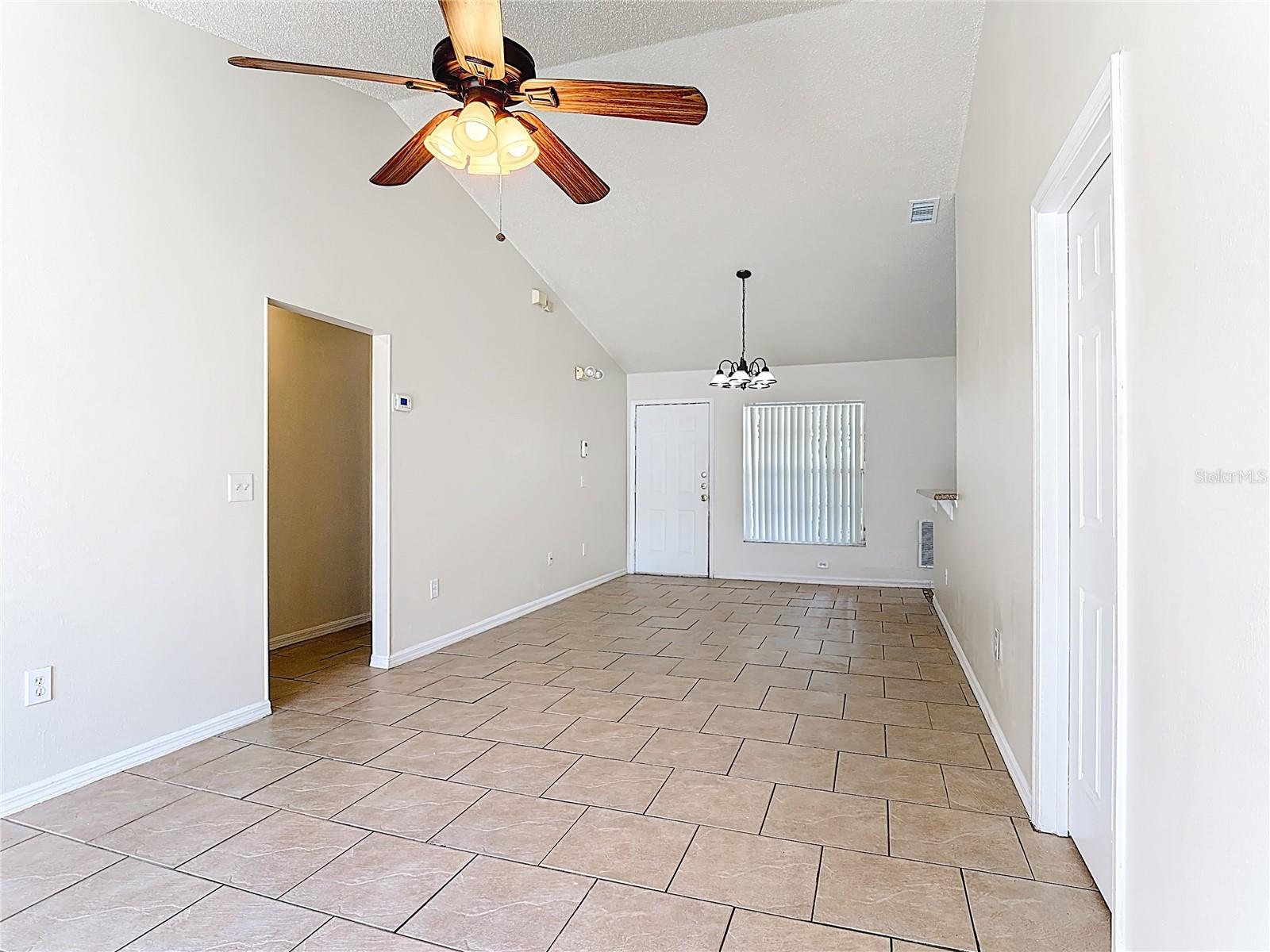 328 WALPOLE LOOP