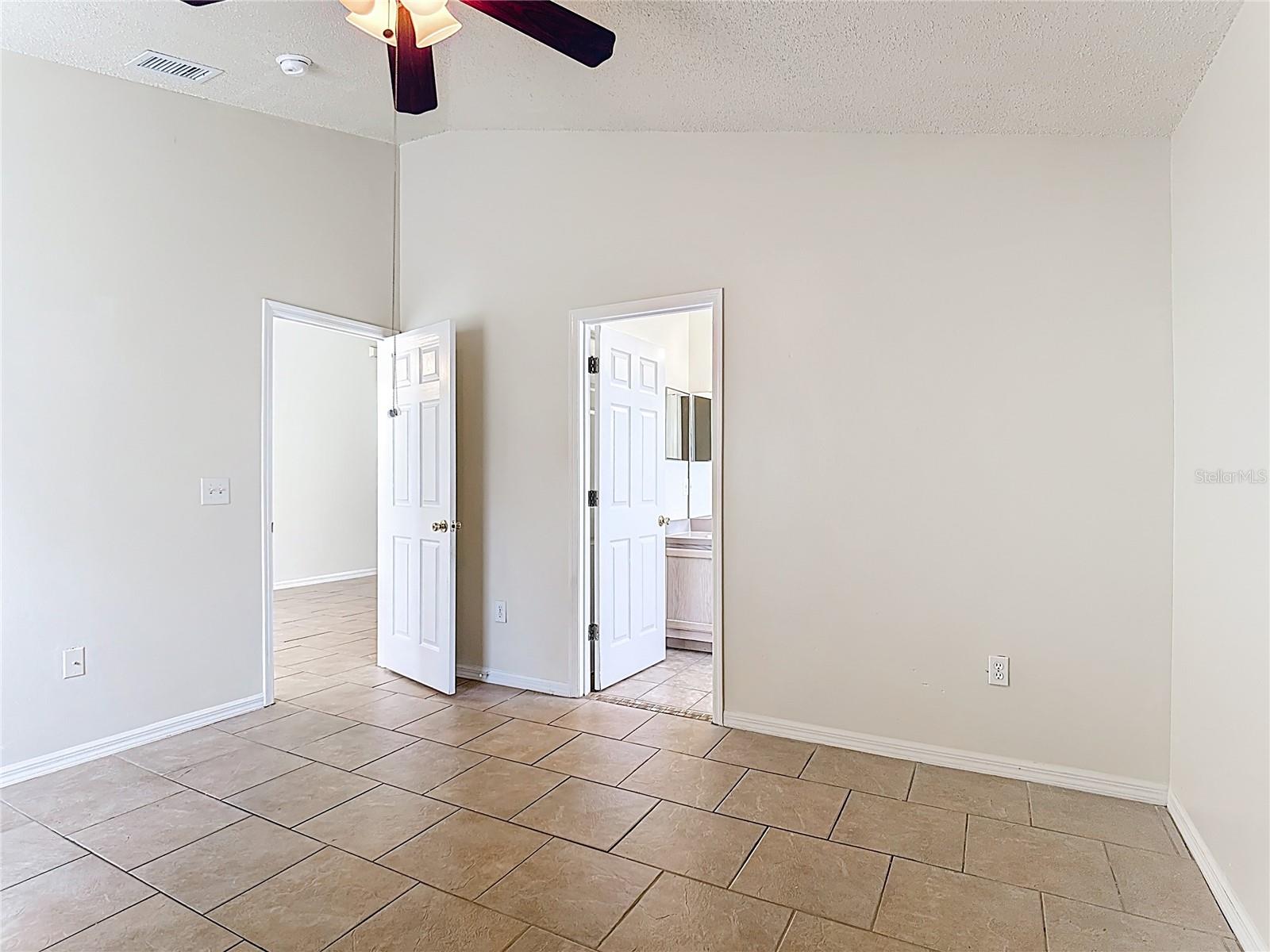 328 WALPOLE LOOP