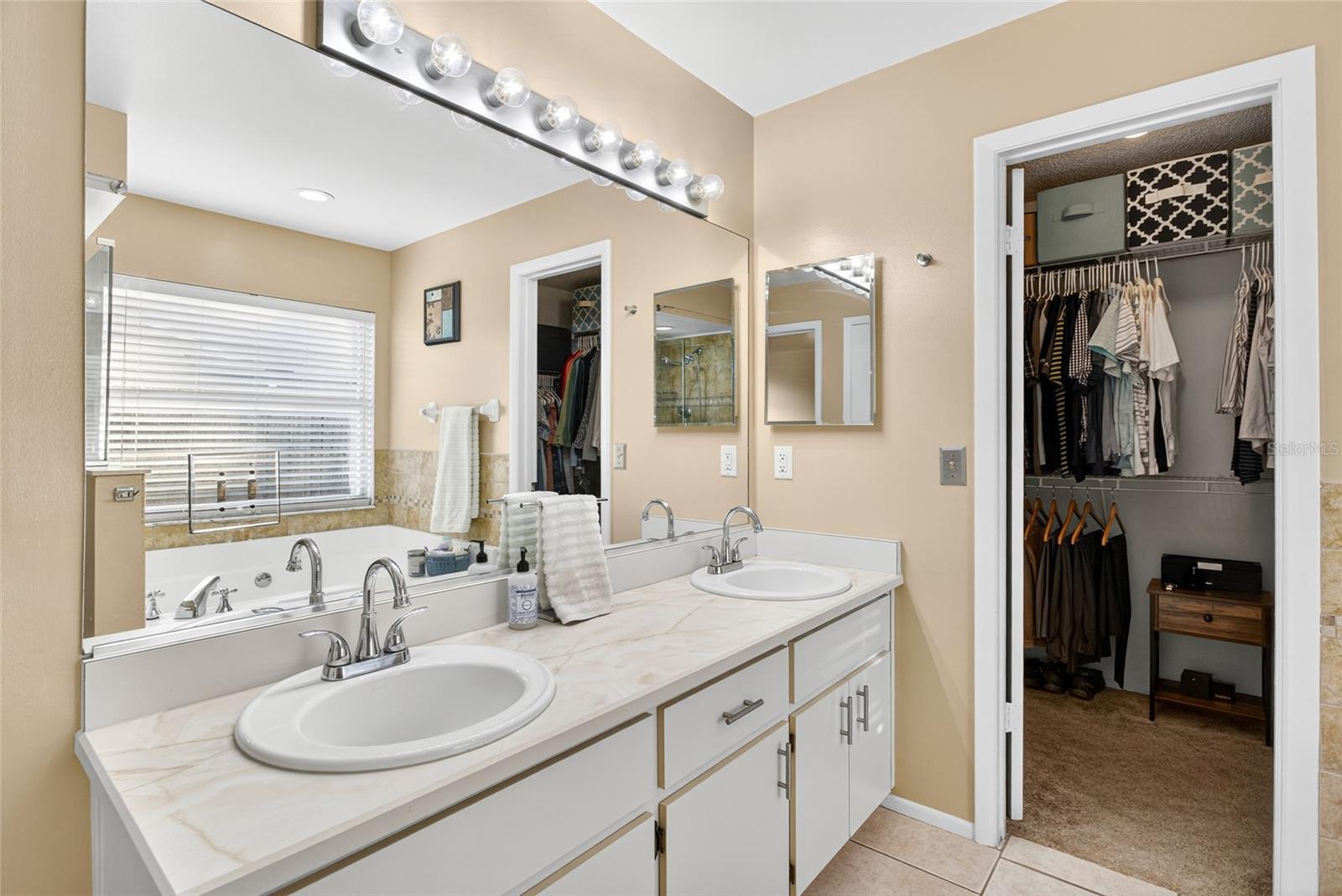 4807 DUNBARTON DR