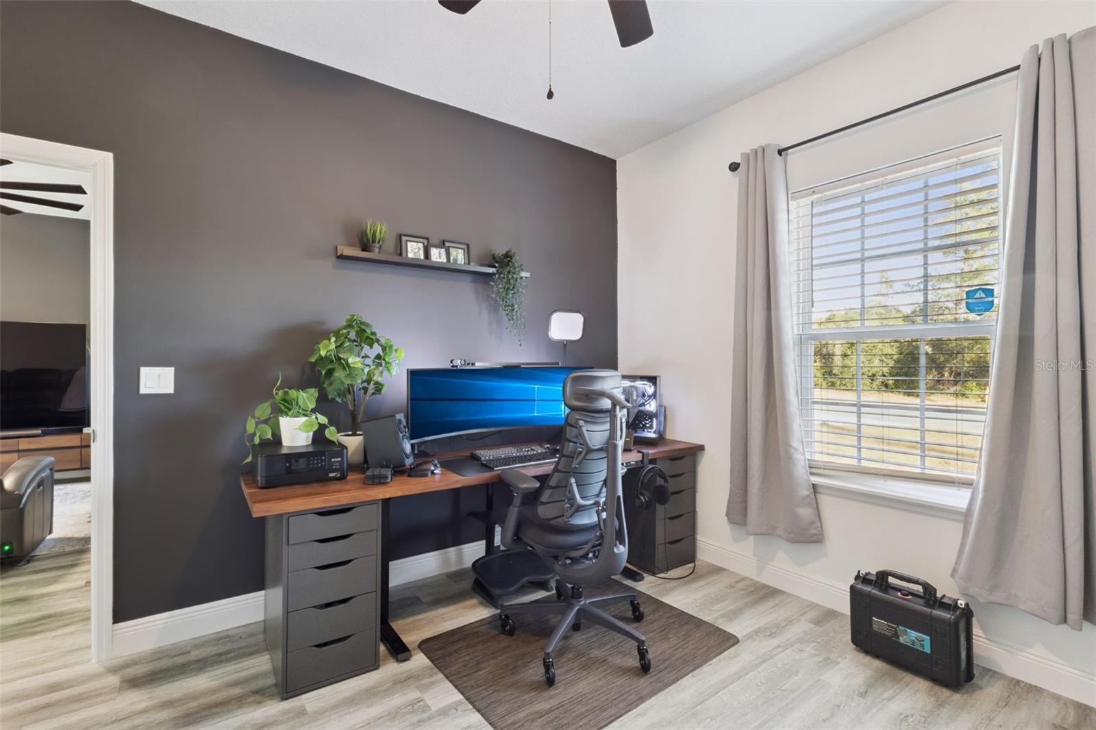 15884 SW 33RD AVENUE RD