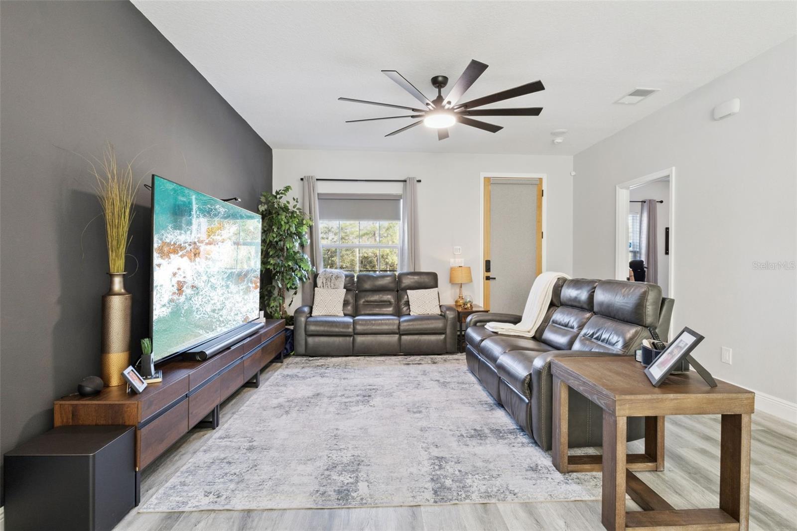 15884 SW 33RD AVENUE RD