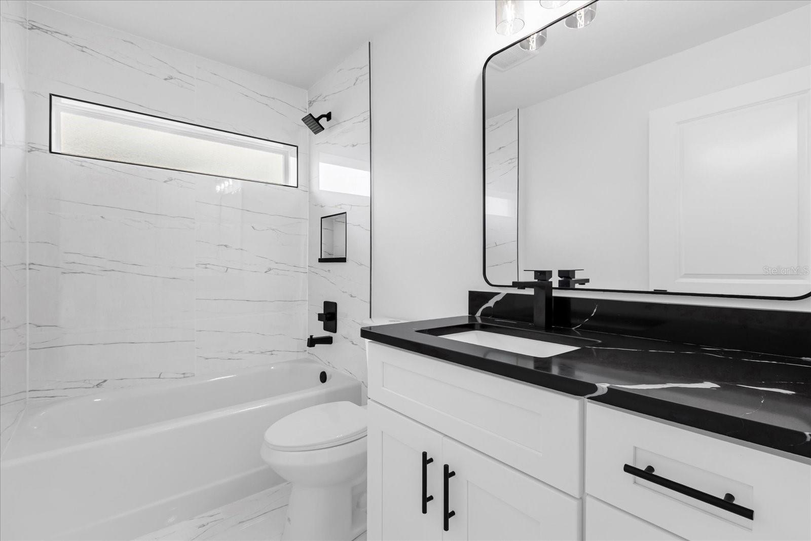 25 JUNIPER LOOP CT CT