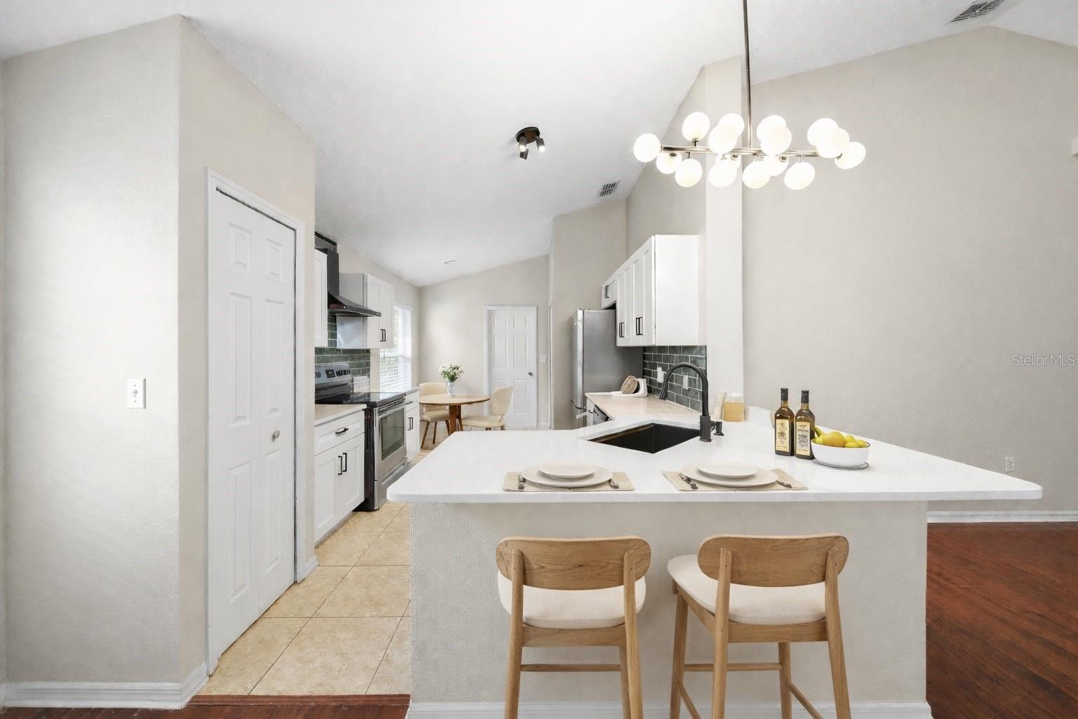 245 HOLLINGSHEAD LOOP