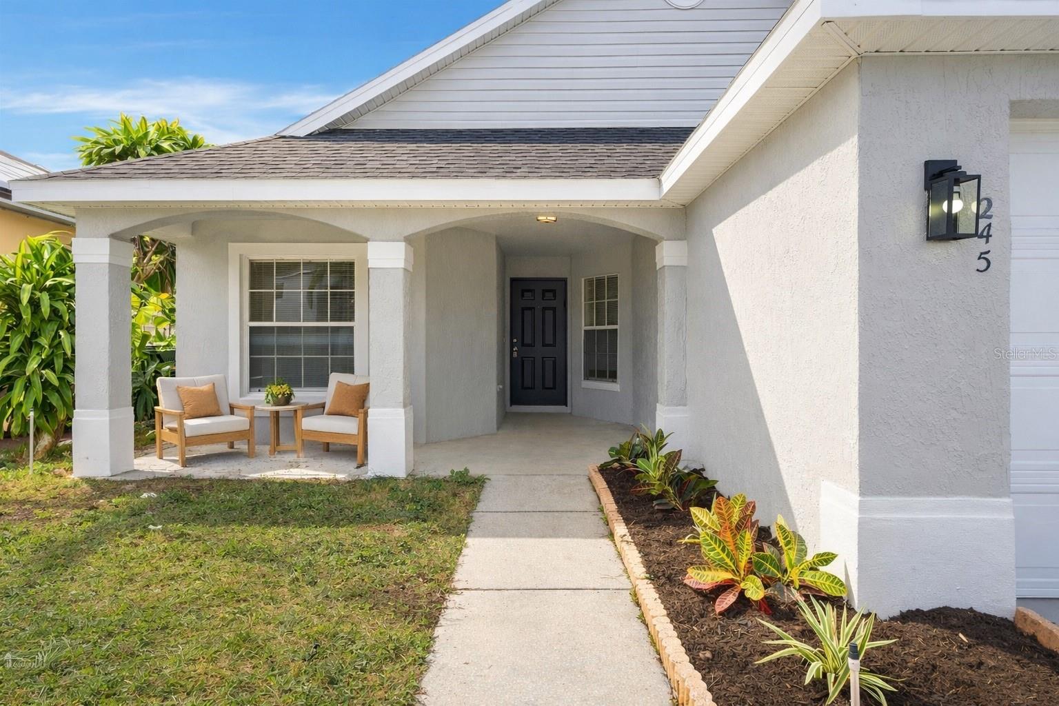 245 HOLLINGSHEAD LOOP