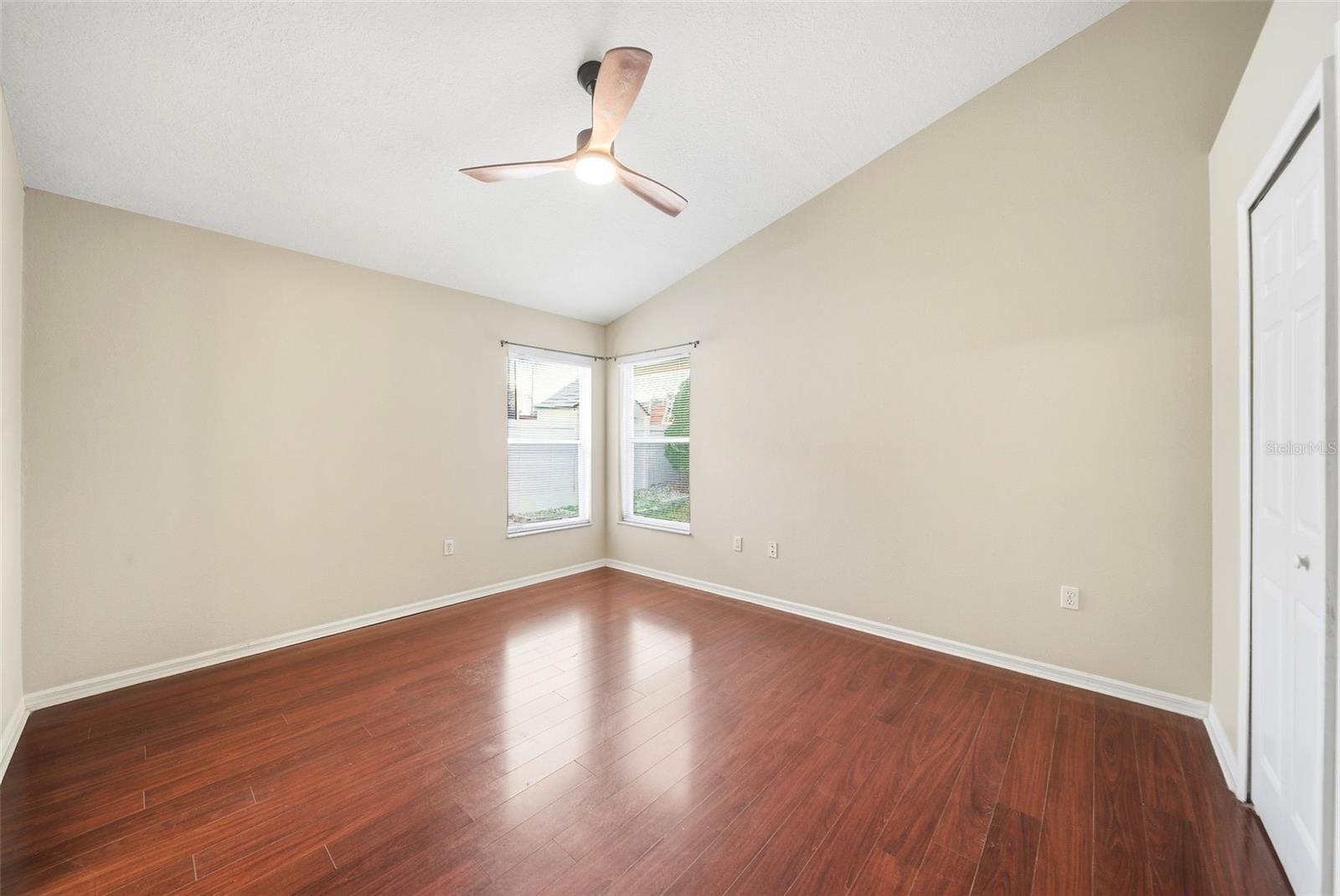 245 HOLLINGSHEAD LOOP