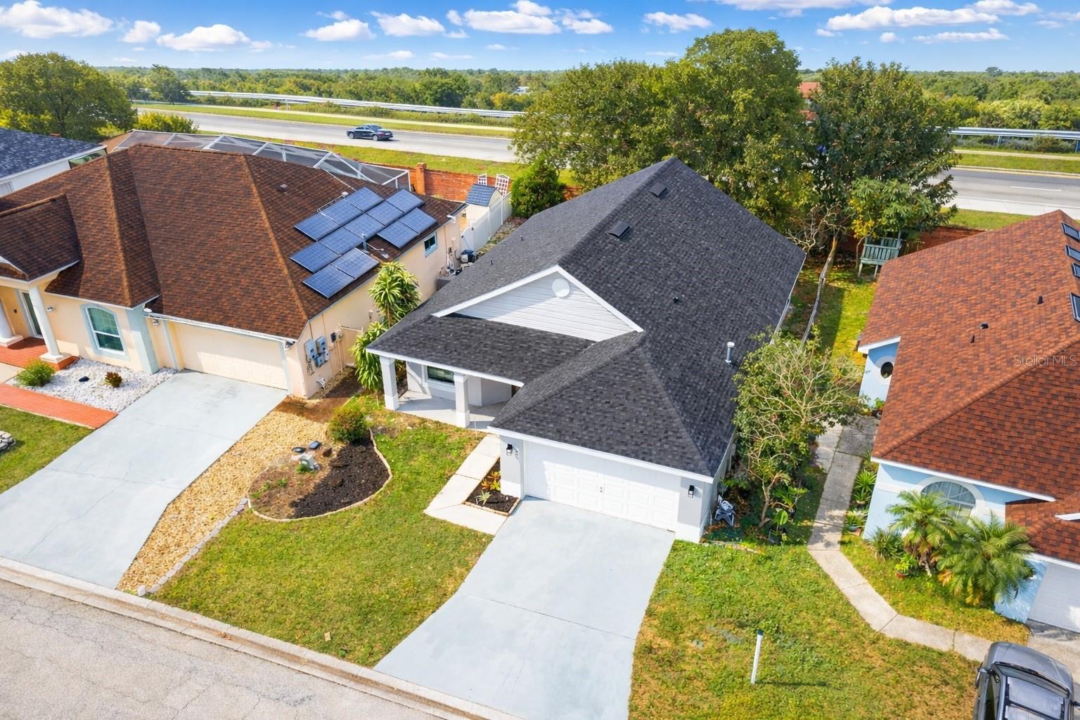 245 HOLLINGSHEAD LOOP