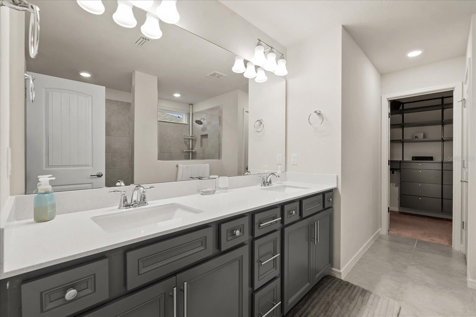 2624 BLOWING BREEZE AVE