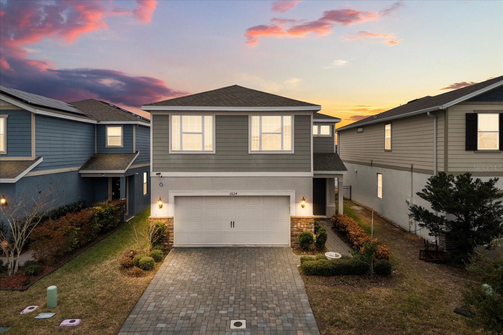 2624 BLOWING BREEZE AVE