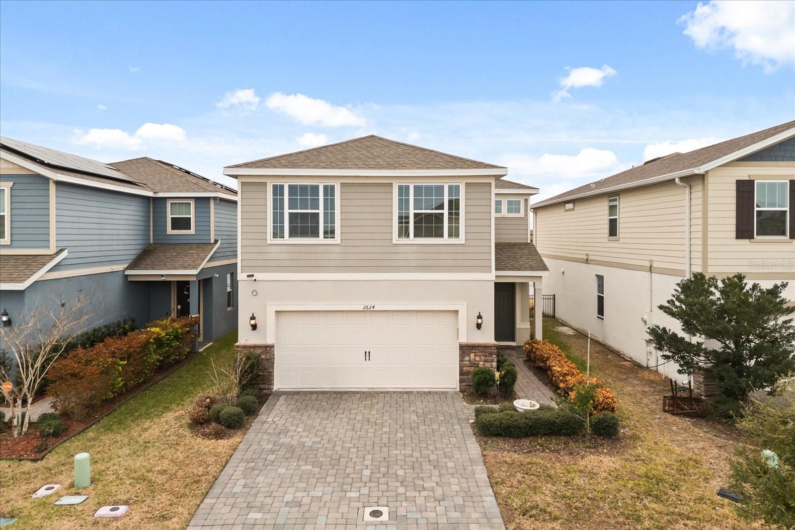 2624 BLOWING BREEZE AVE
