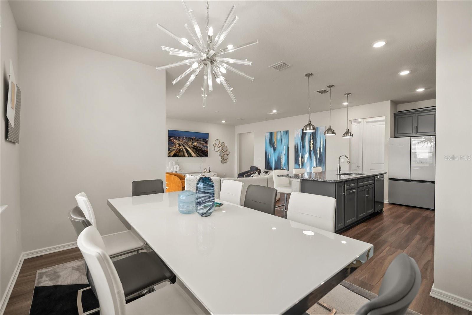 2624 BLOWING BREEZE AVE