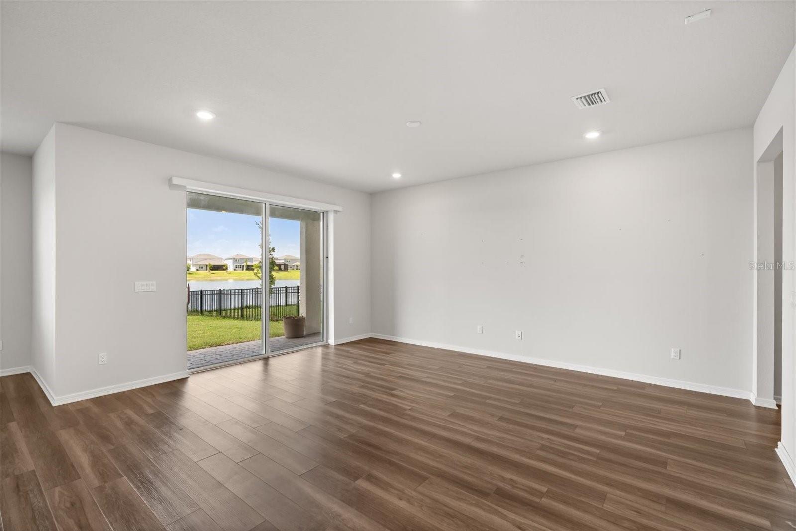 2624 BLOWING BREEZE AVE