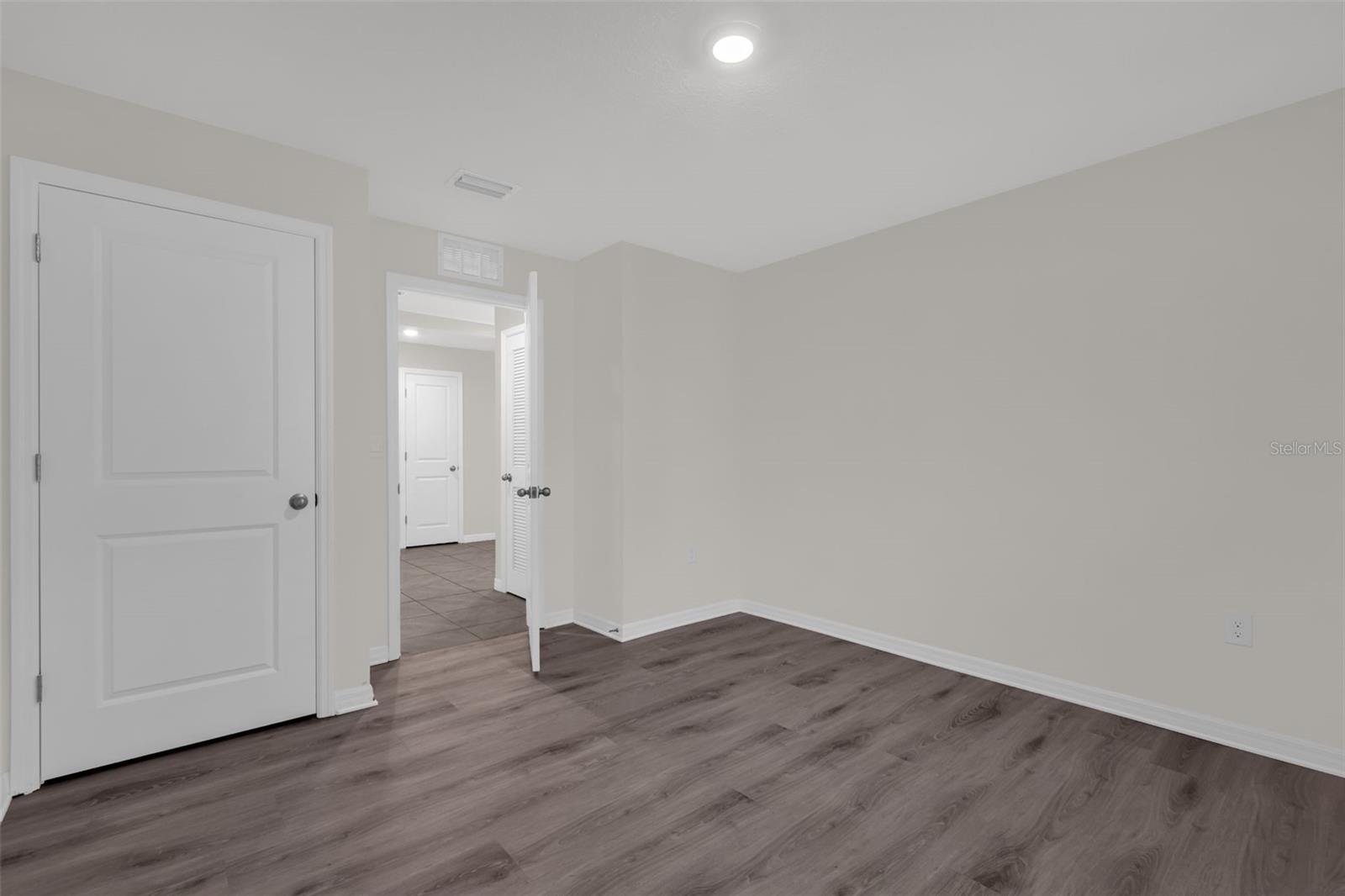 9109 SW 45TH TER