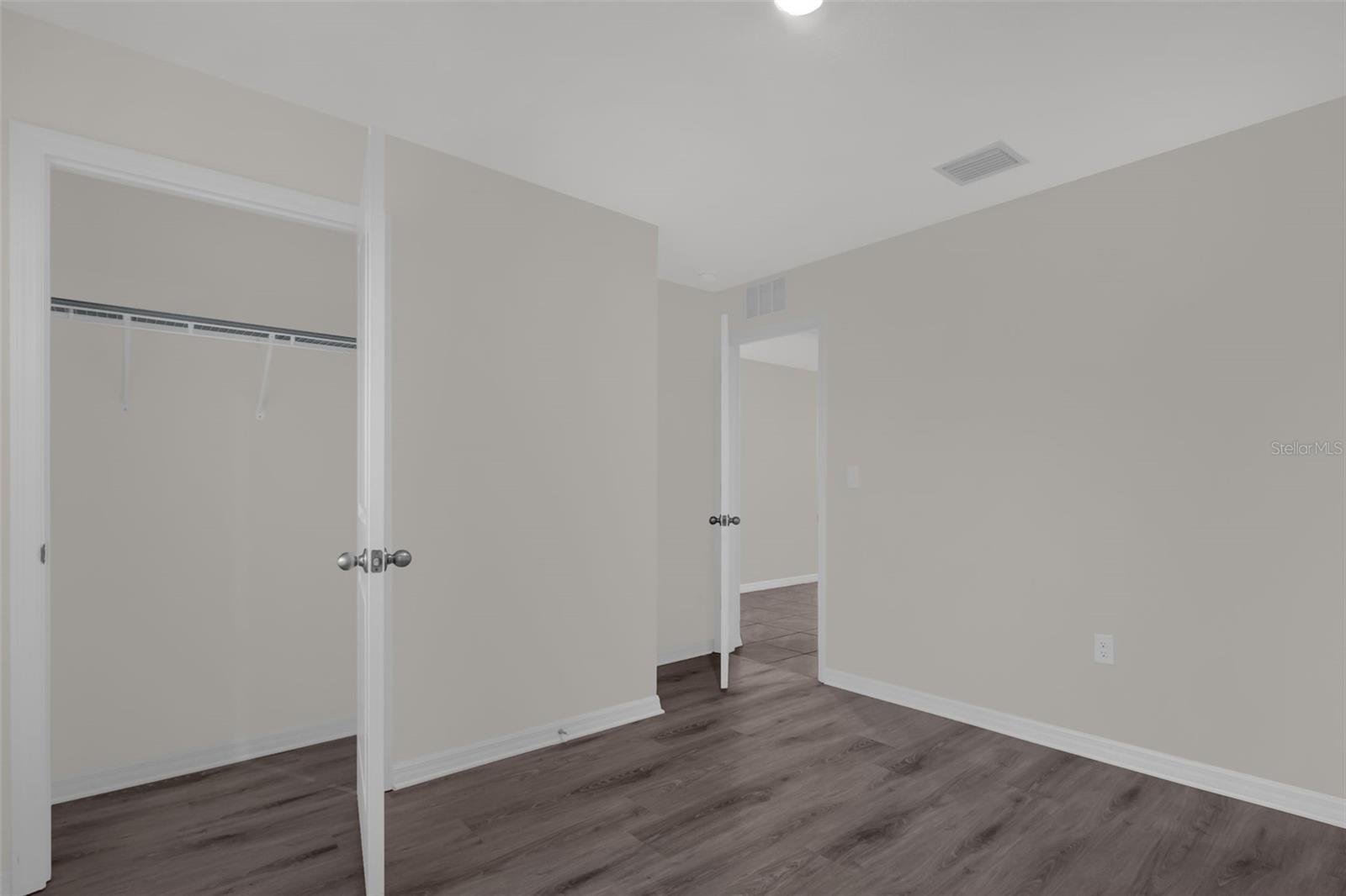 9109 SW 45TH TER