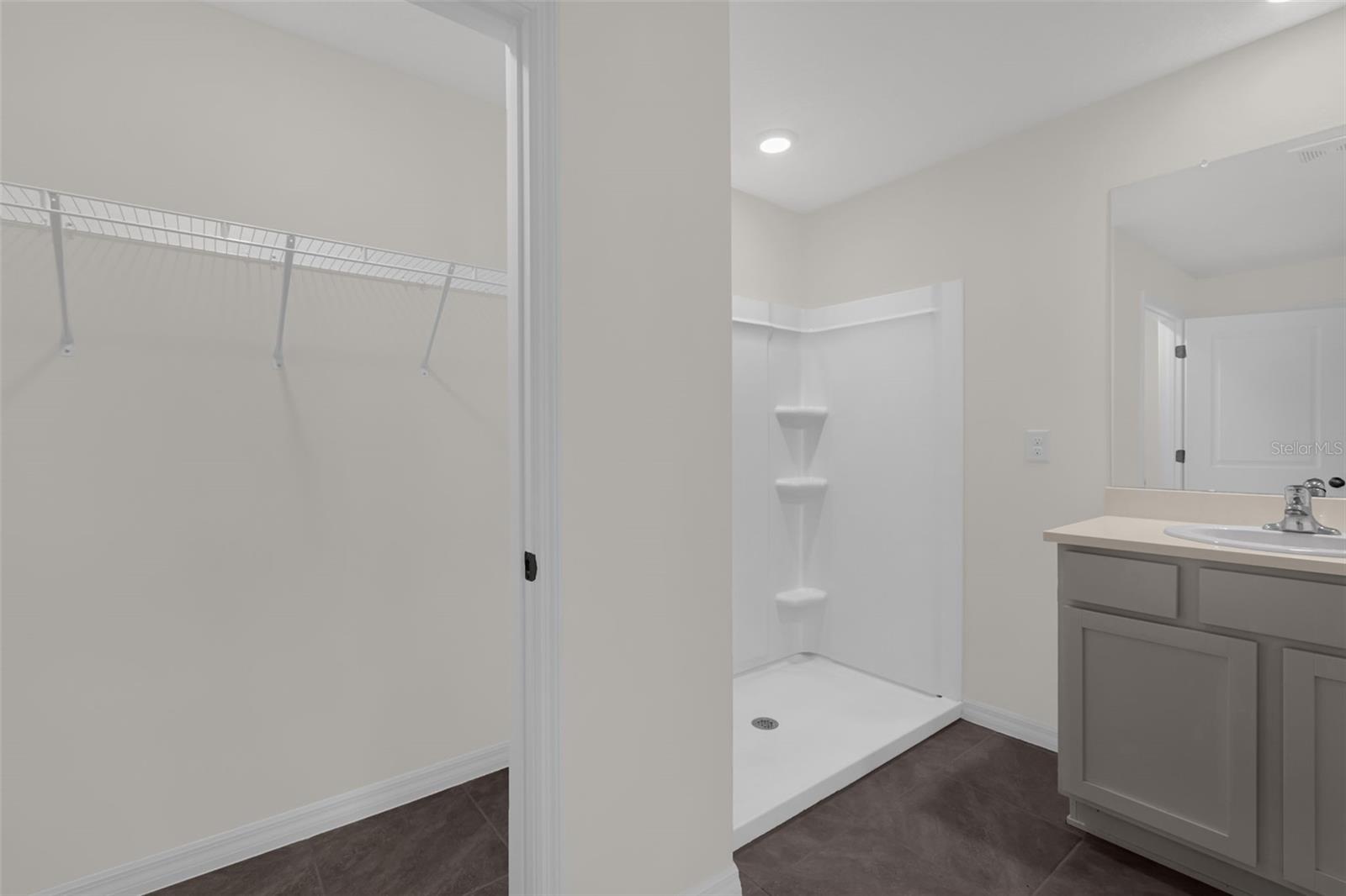 9109 SW 45TH TER