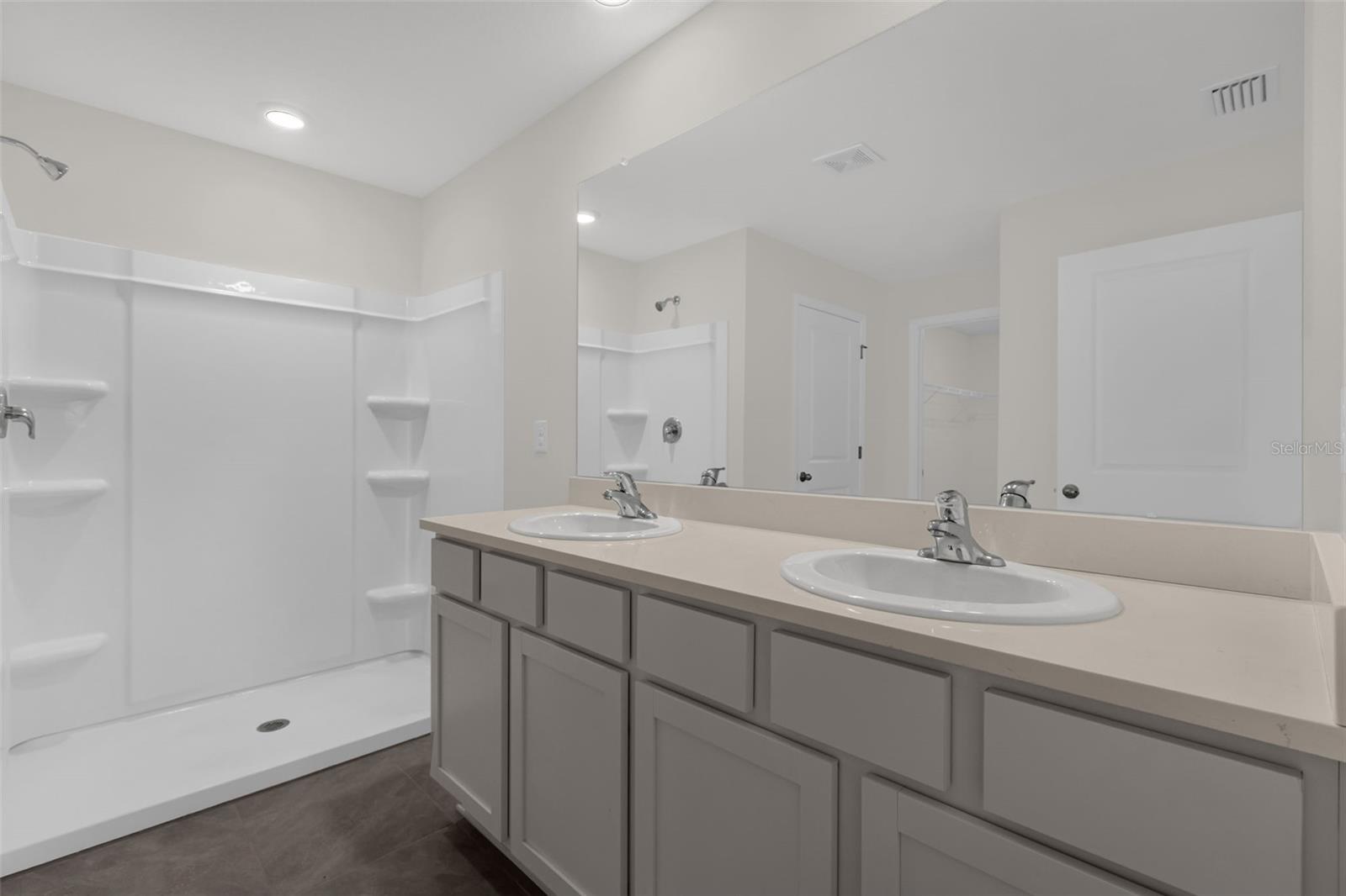 9109 SW 45TH TER