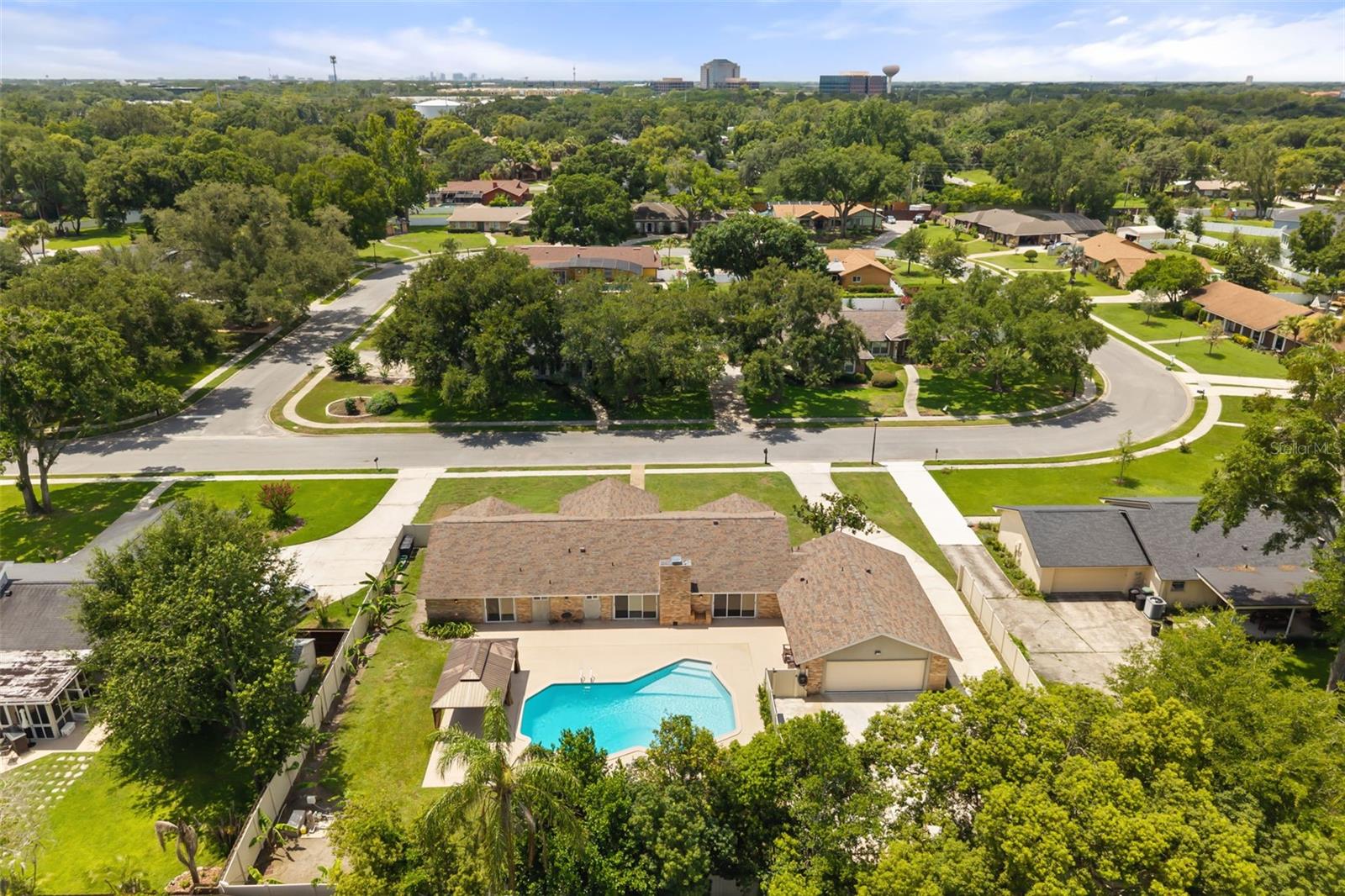 104 VALENCIA LOOP