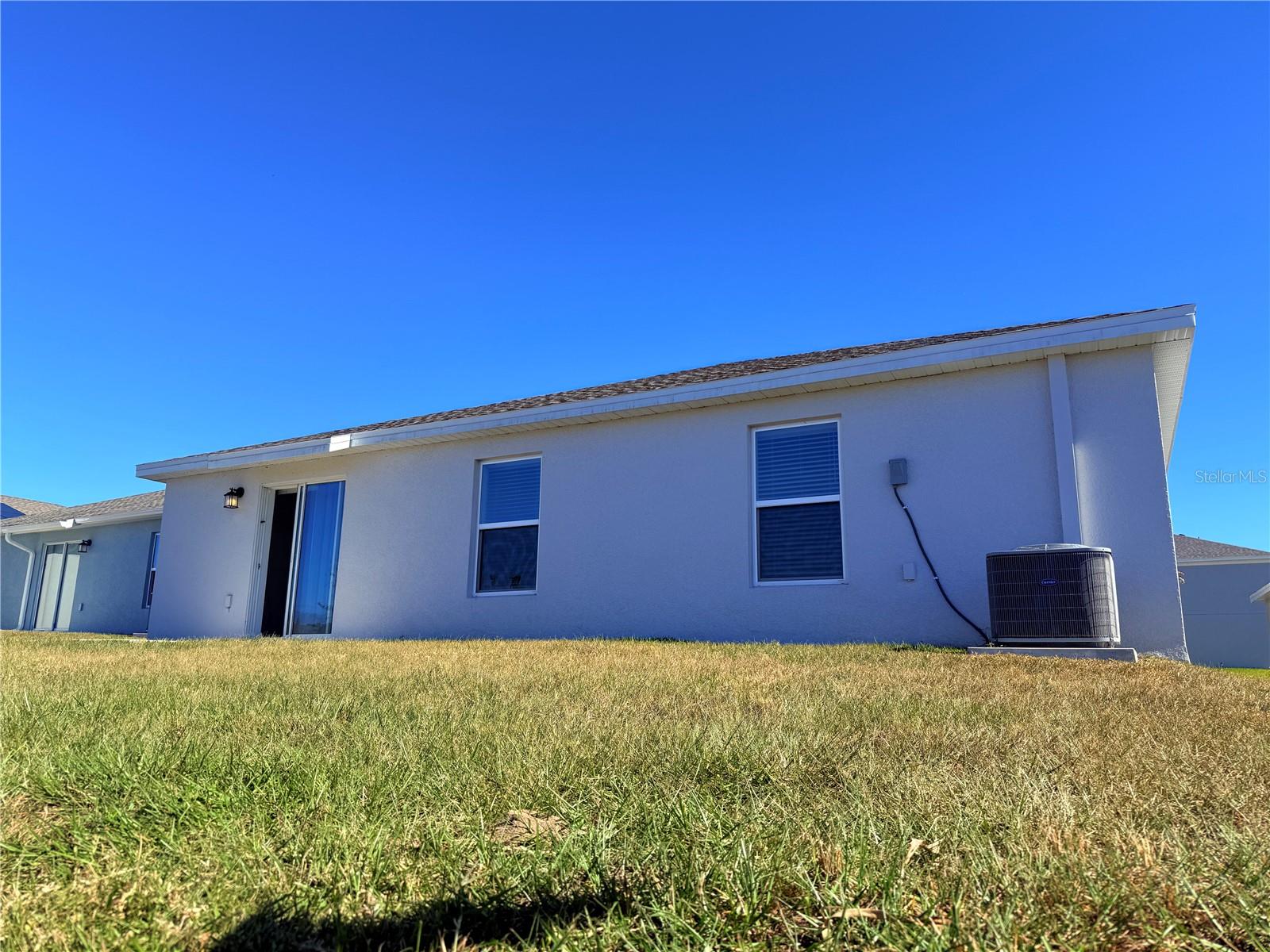 1945 HEART LAKE DR
