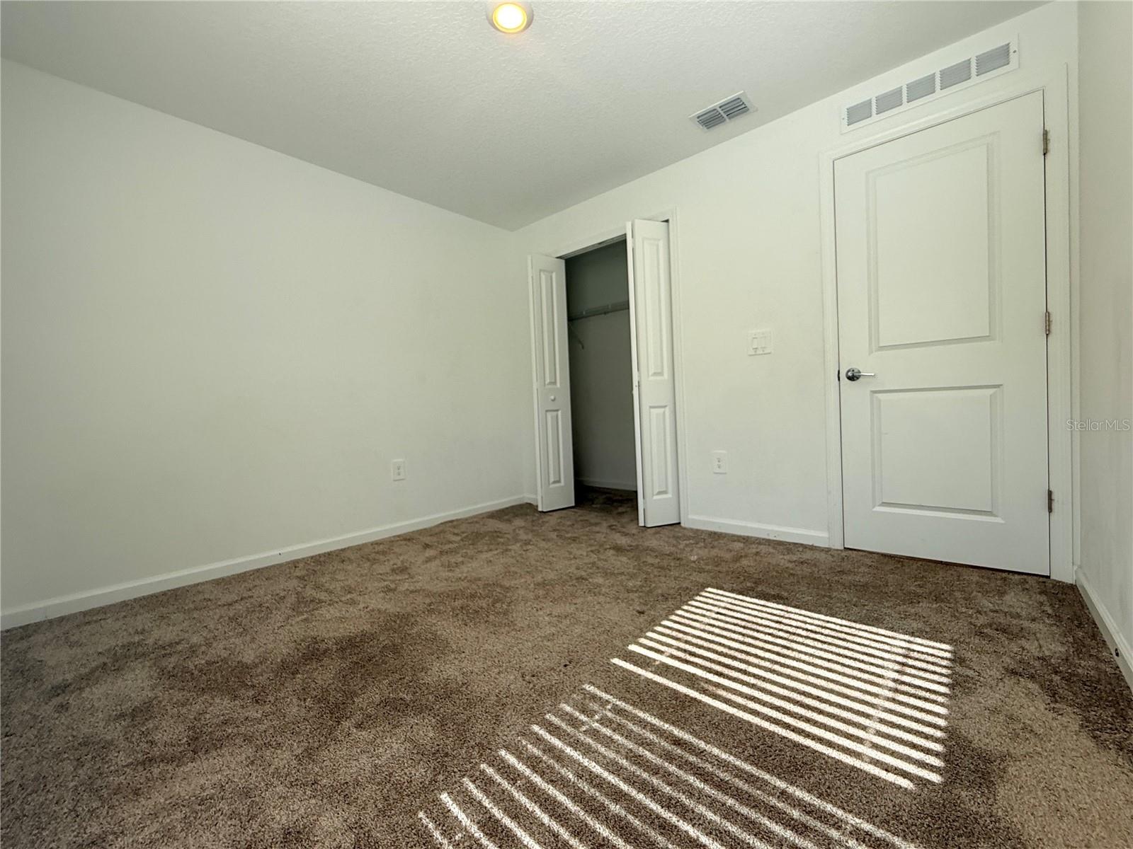 1945 HEART LAKE DR