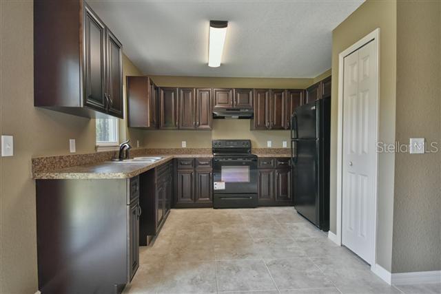 8469 SW 139 LANE RD