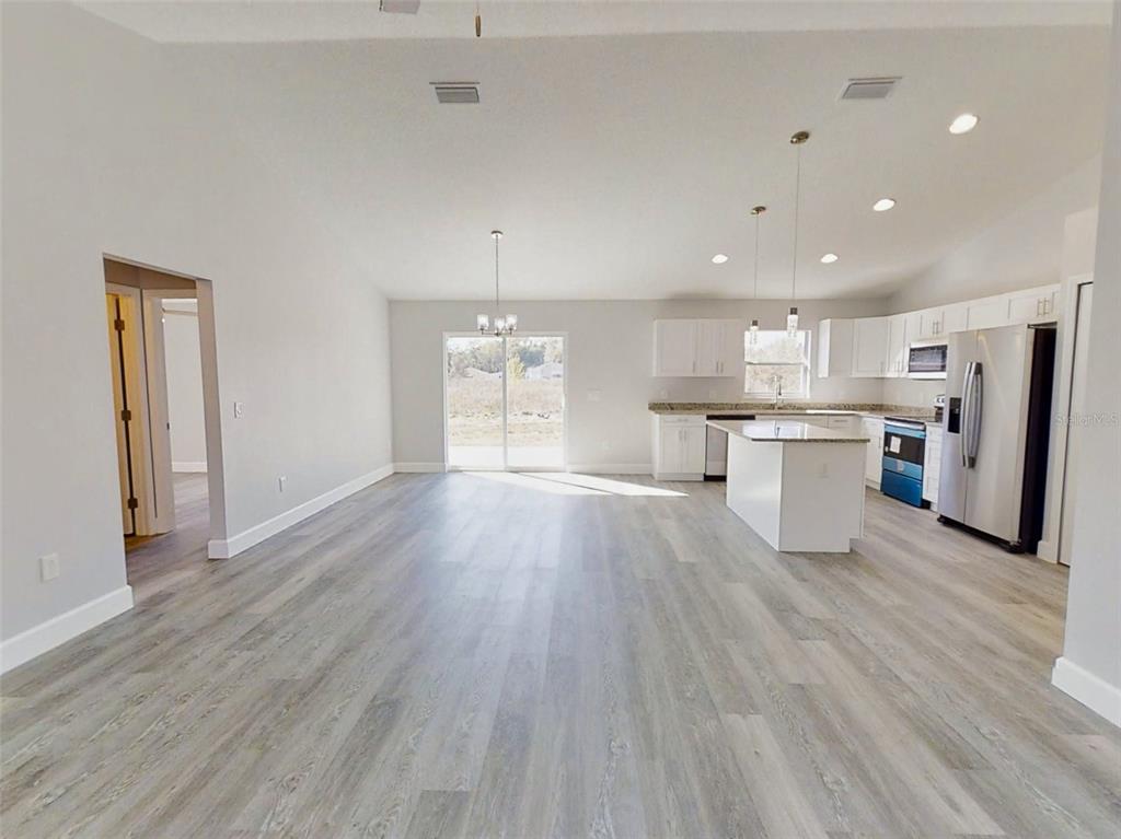 2081 SW 153 LOOP