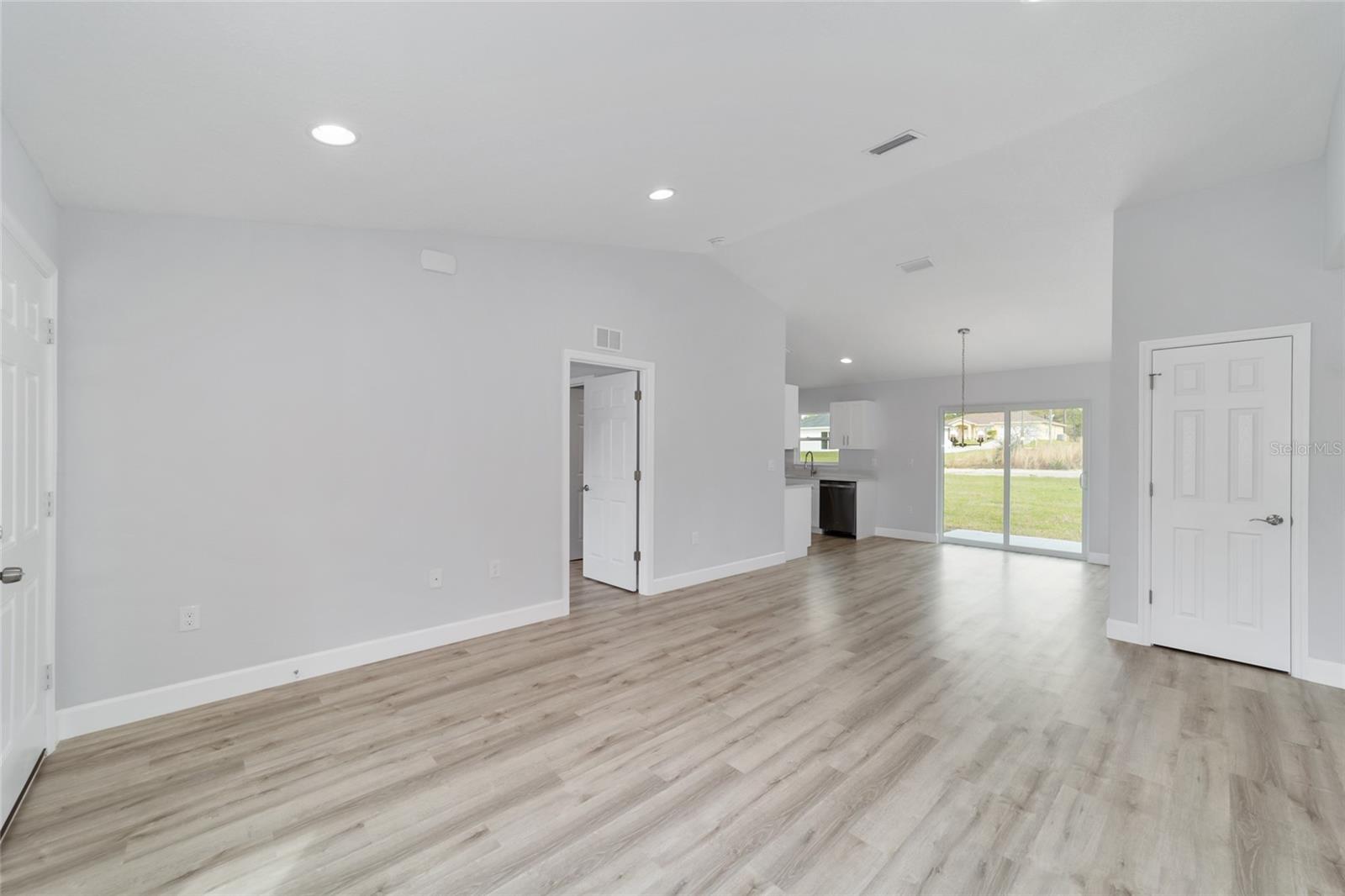 13793 SW 100 LN