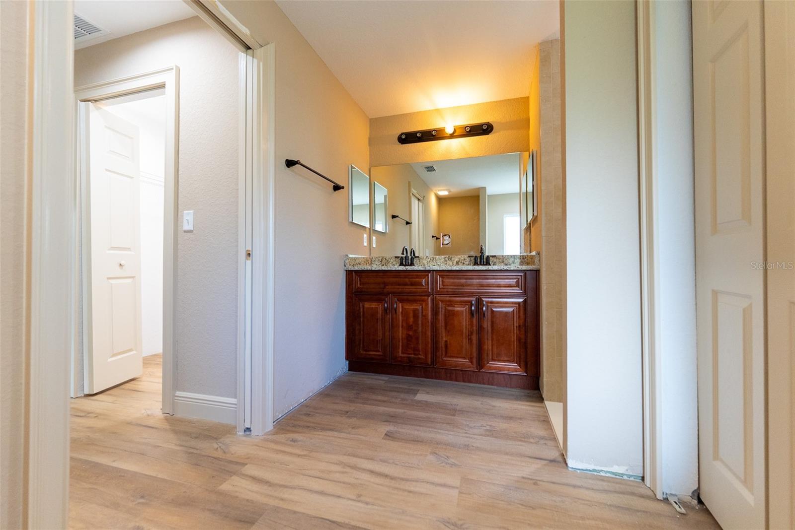 6617 SW 129 LOOP