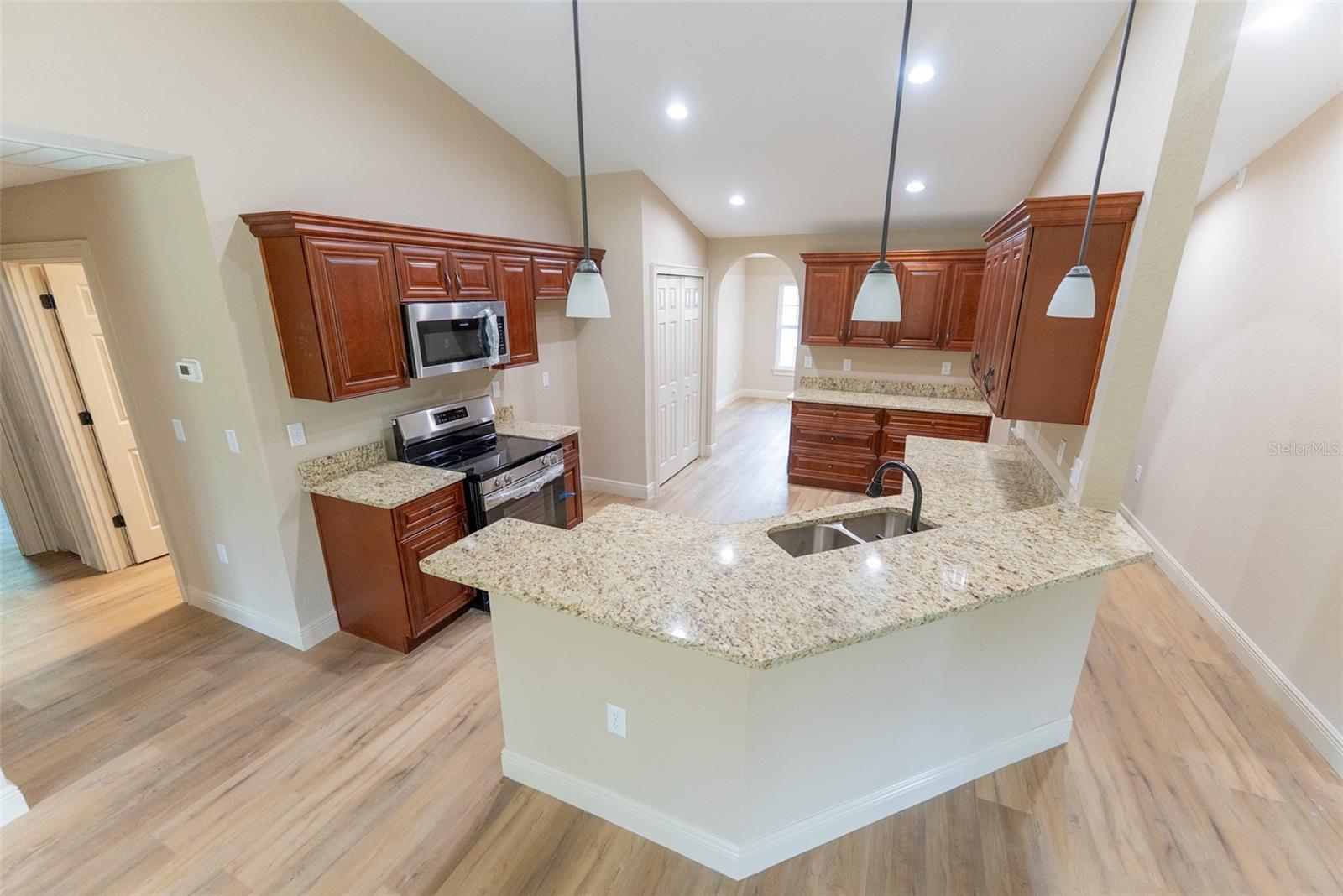 6617 SW 129 LOOP