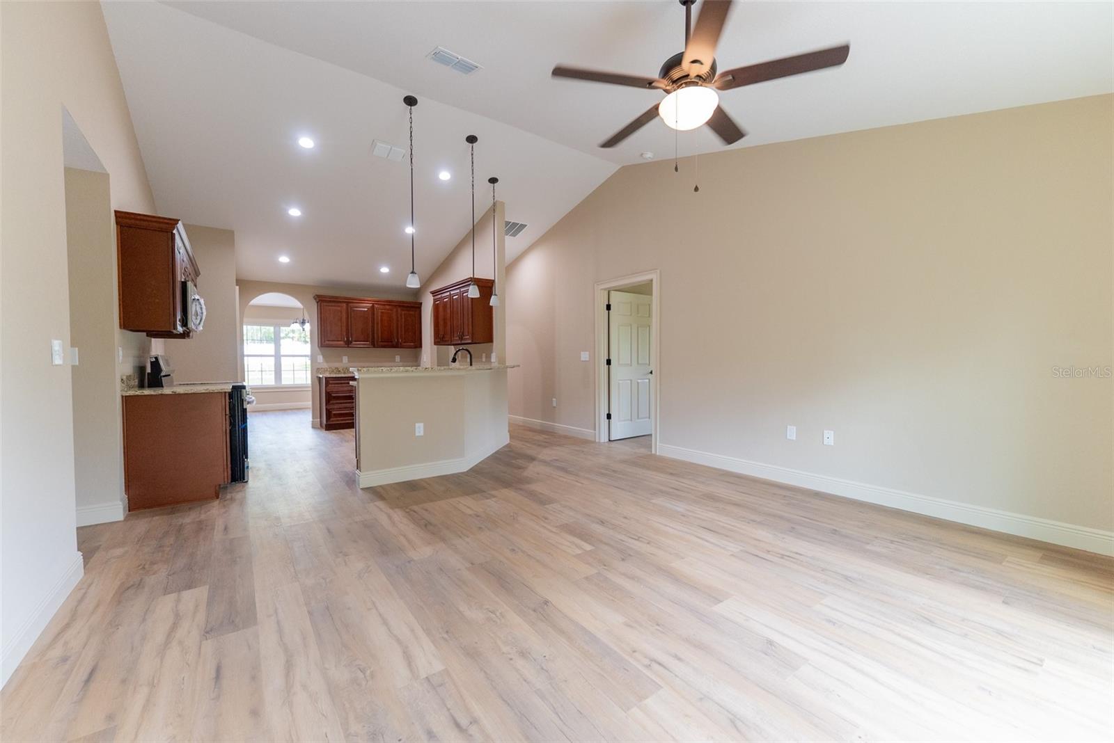 6617 SW 129 LOOP