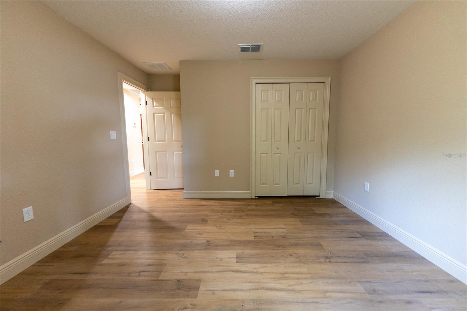 6617 SW 129 LOOP