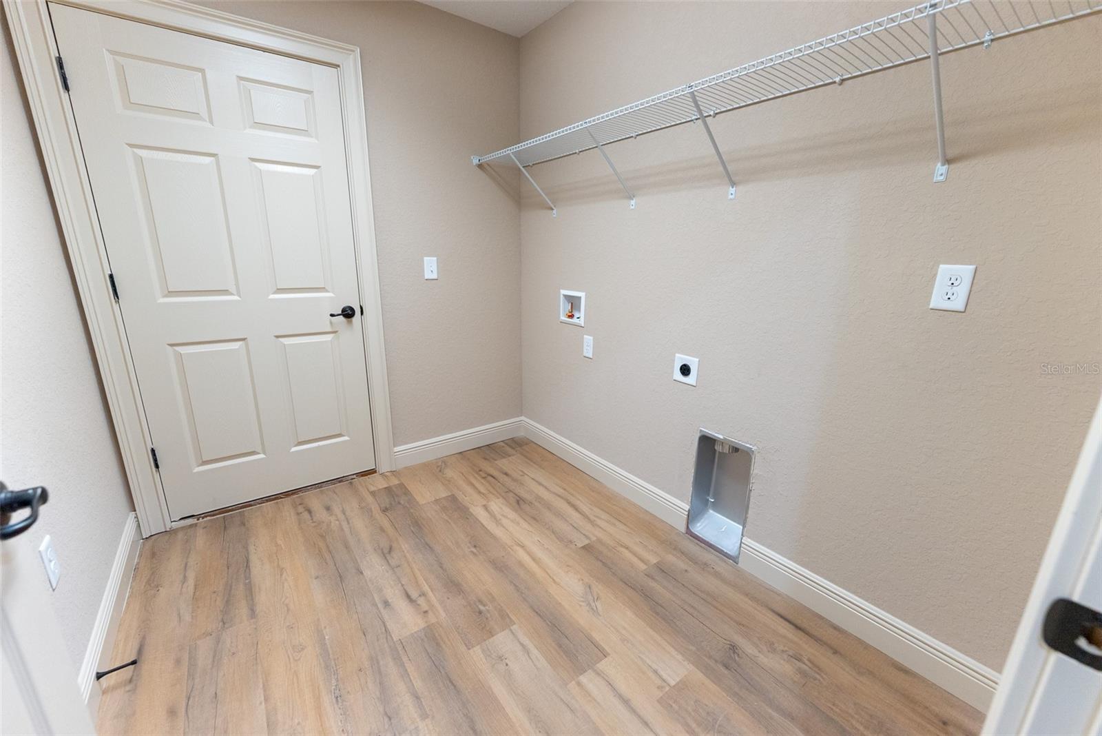 6617 SW 129 LOOP