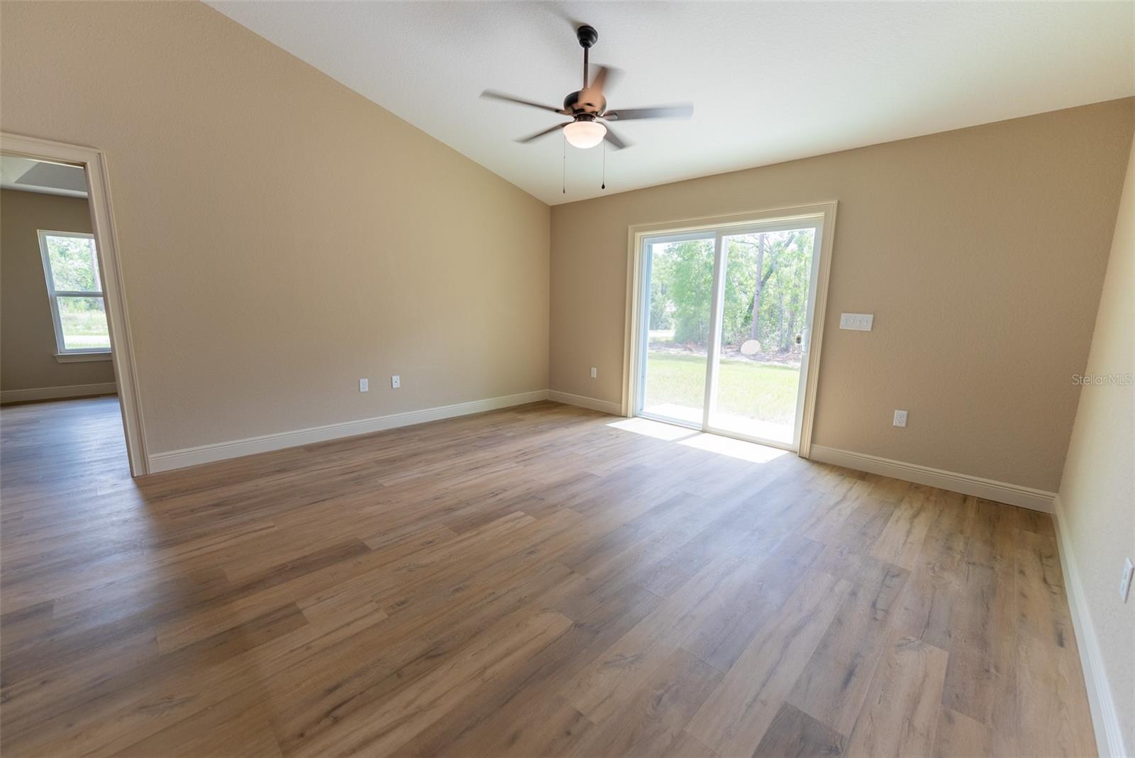 6617 SW 129 LOOP
