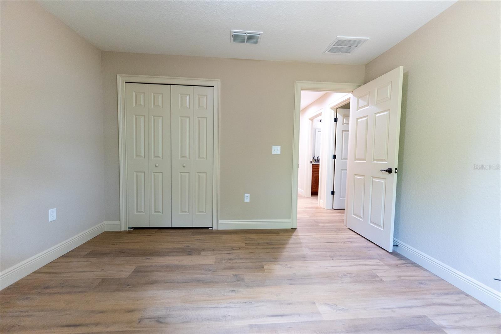 6617 SW 129 LOOP