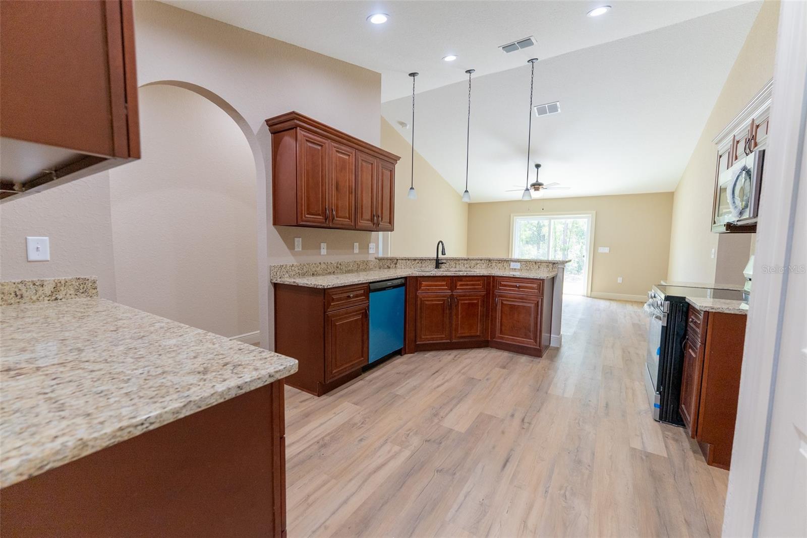 6617 SW 129 LOOP
