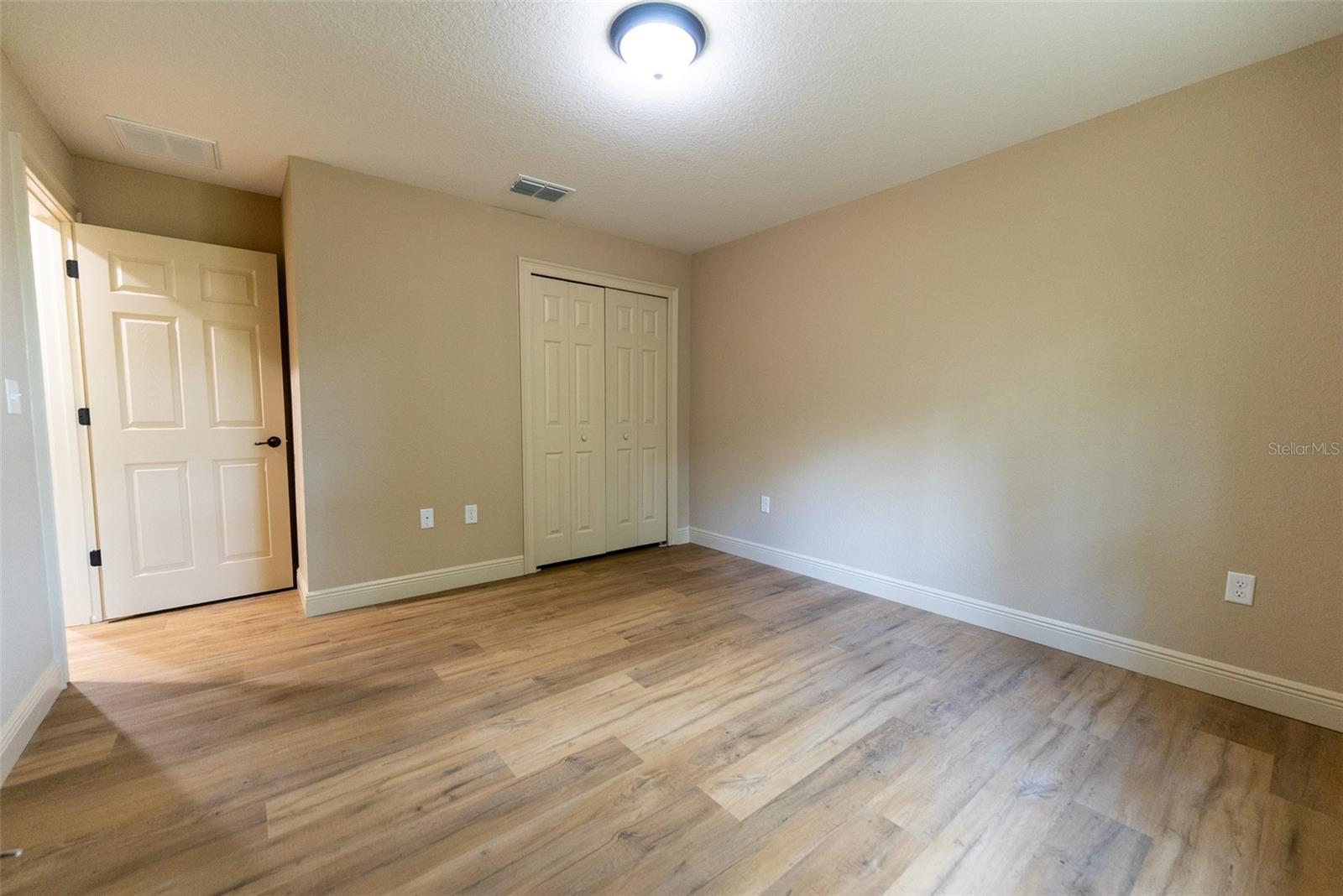 6617 SW 129 LOOP