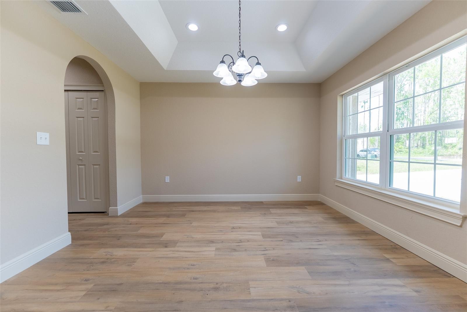 6617 SW 129 LOOP