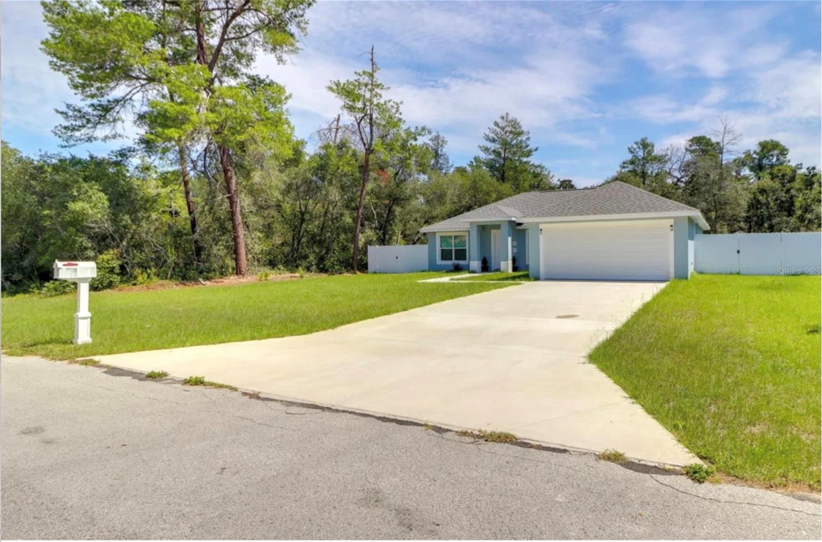 2081 SW 153RD LOOP
