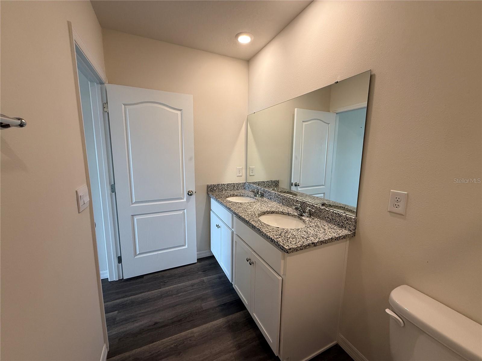 1382 TALLOWWOOD LN