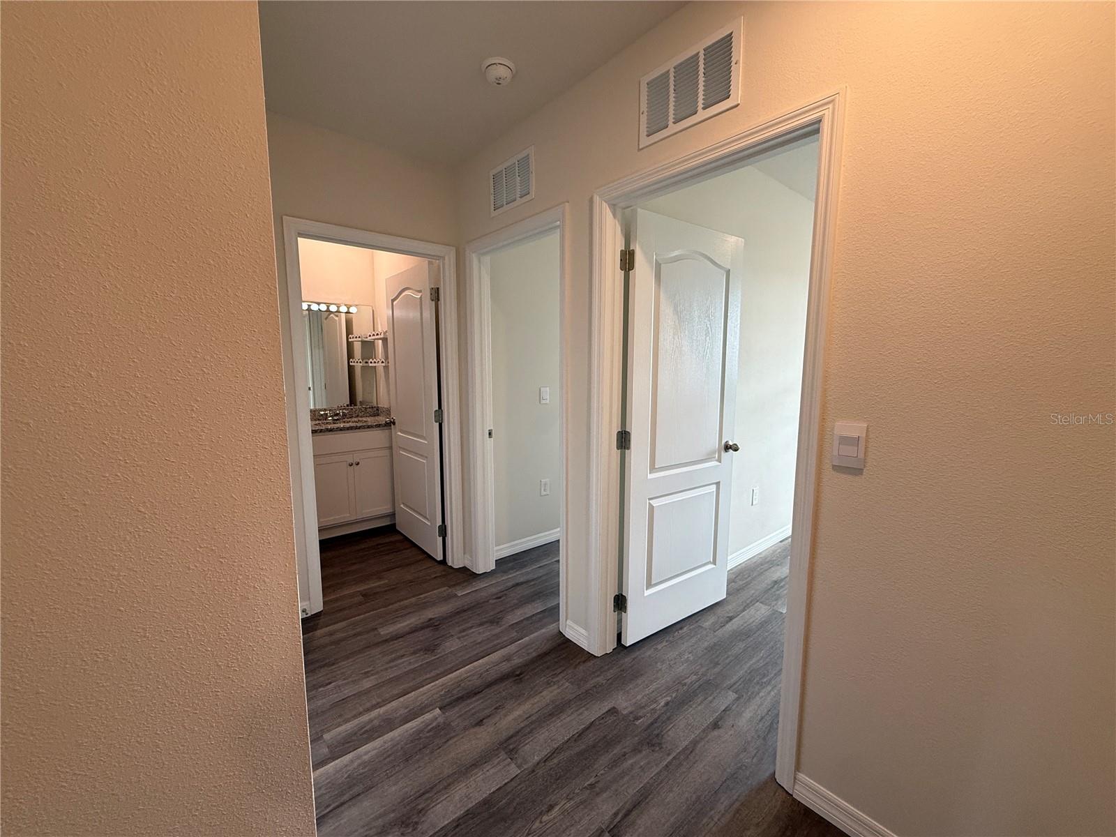 1382 TALLOWWOOD LN