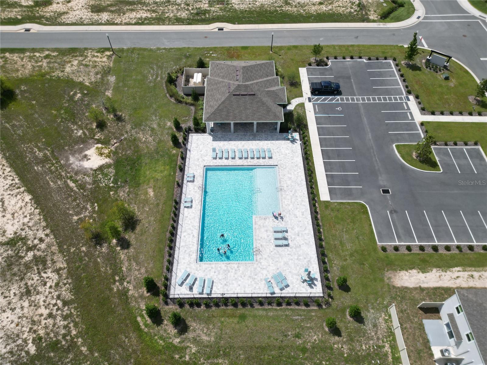 6524 SW 82ND LOOP