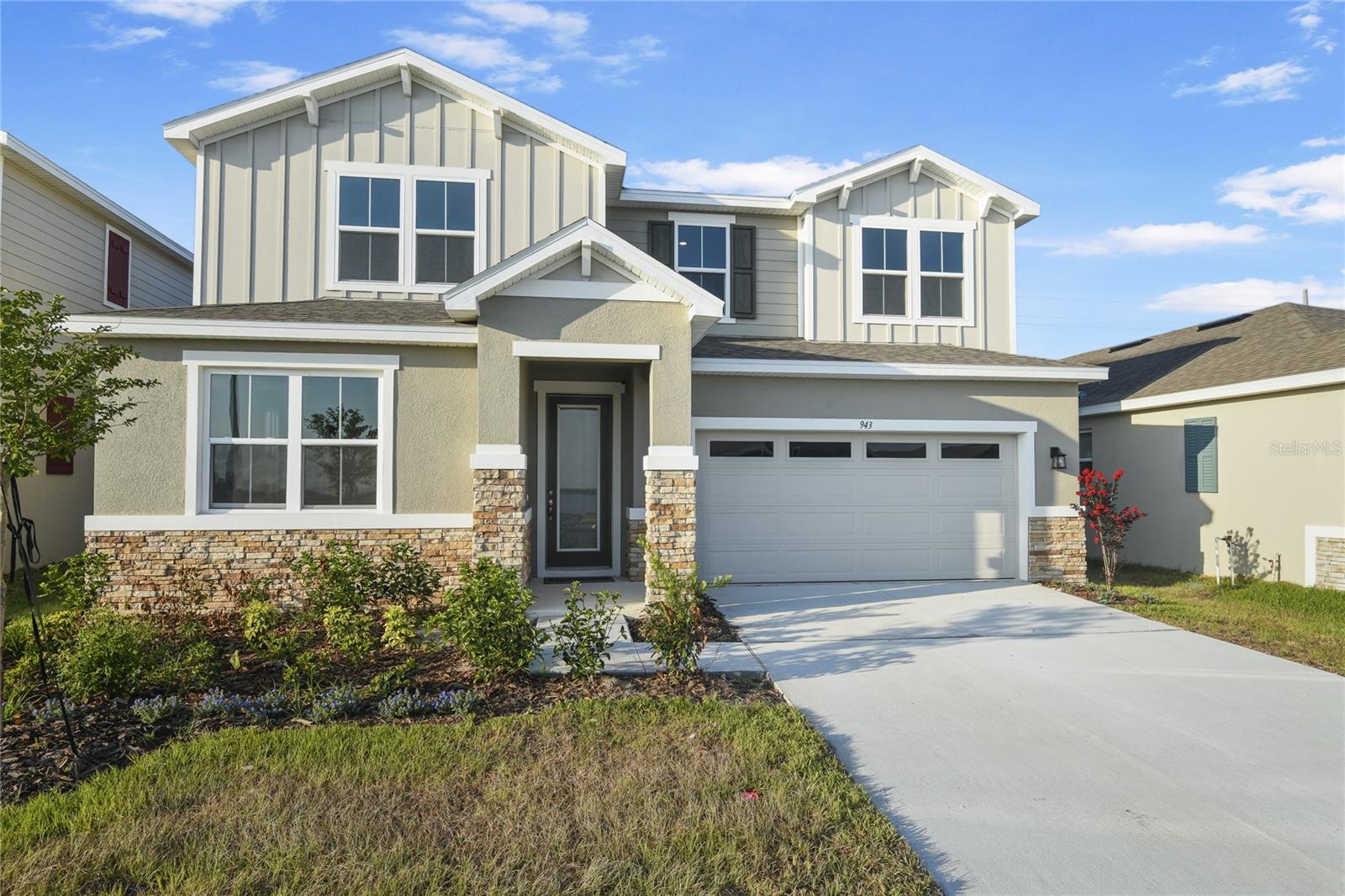943 GRIFFON AVE