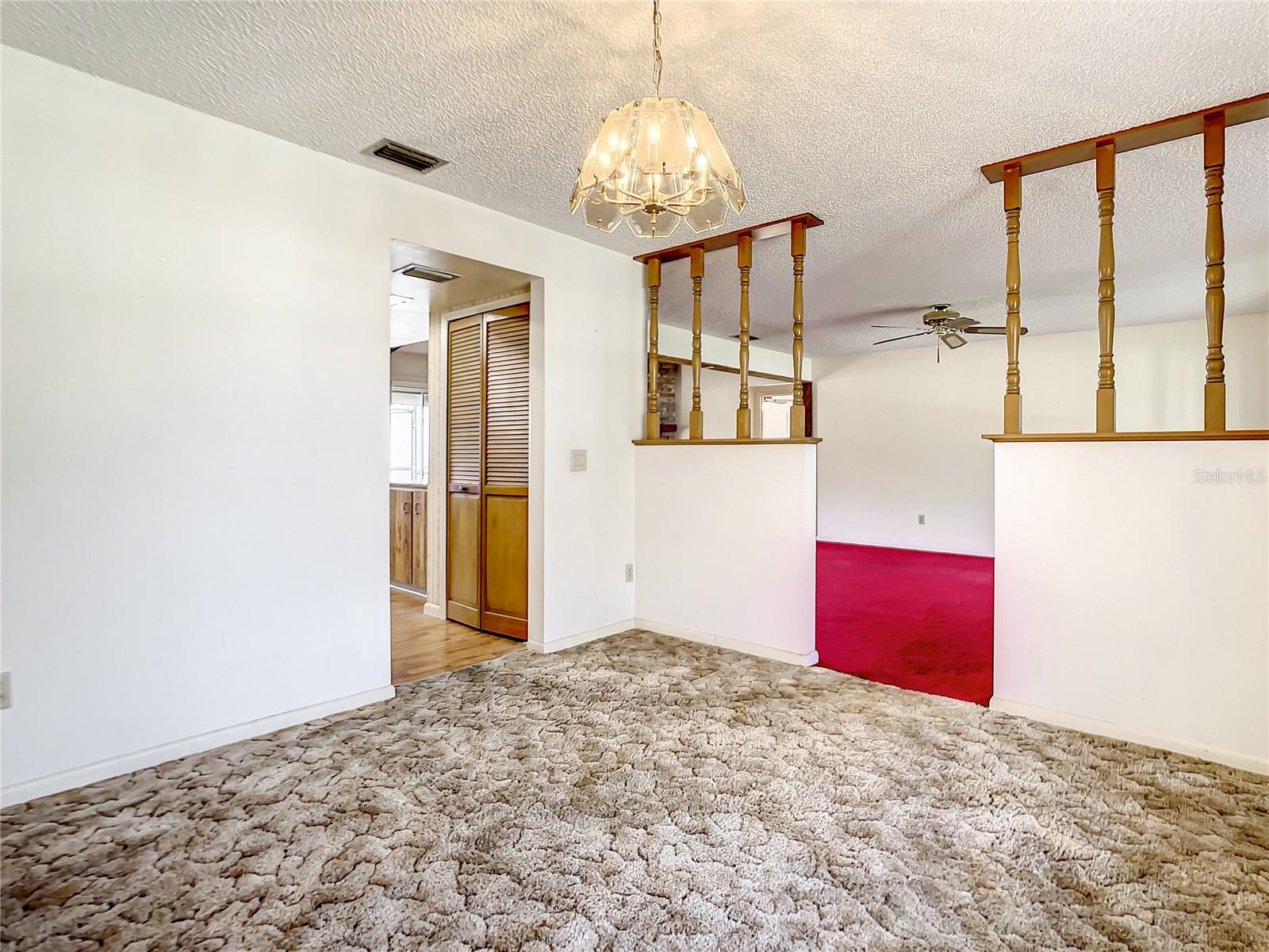 2625 VAUGHN AVE