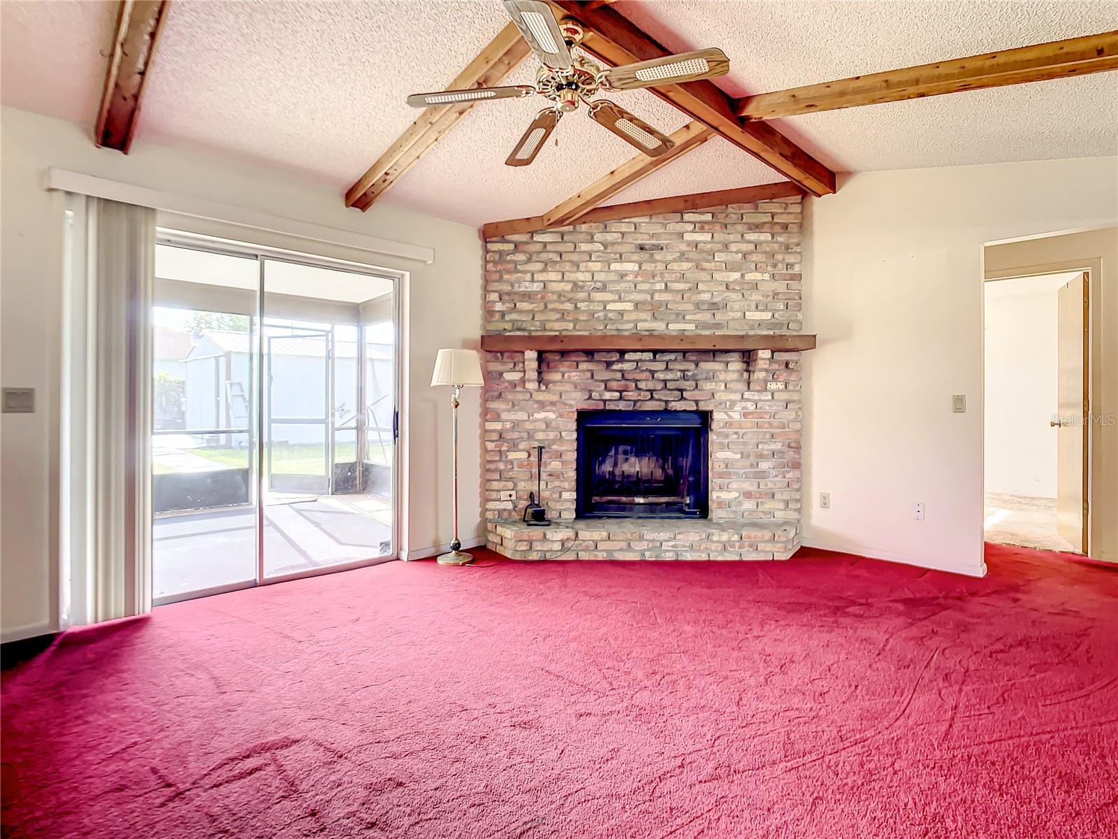 2625 VAUGHN AVE