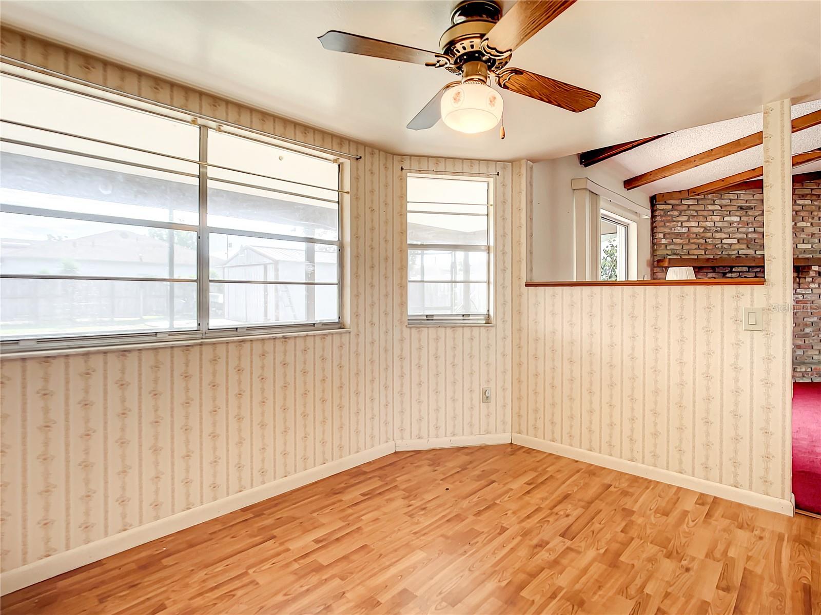 2625 VAUGHN AVE