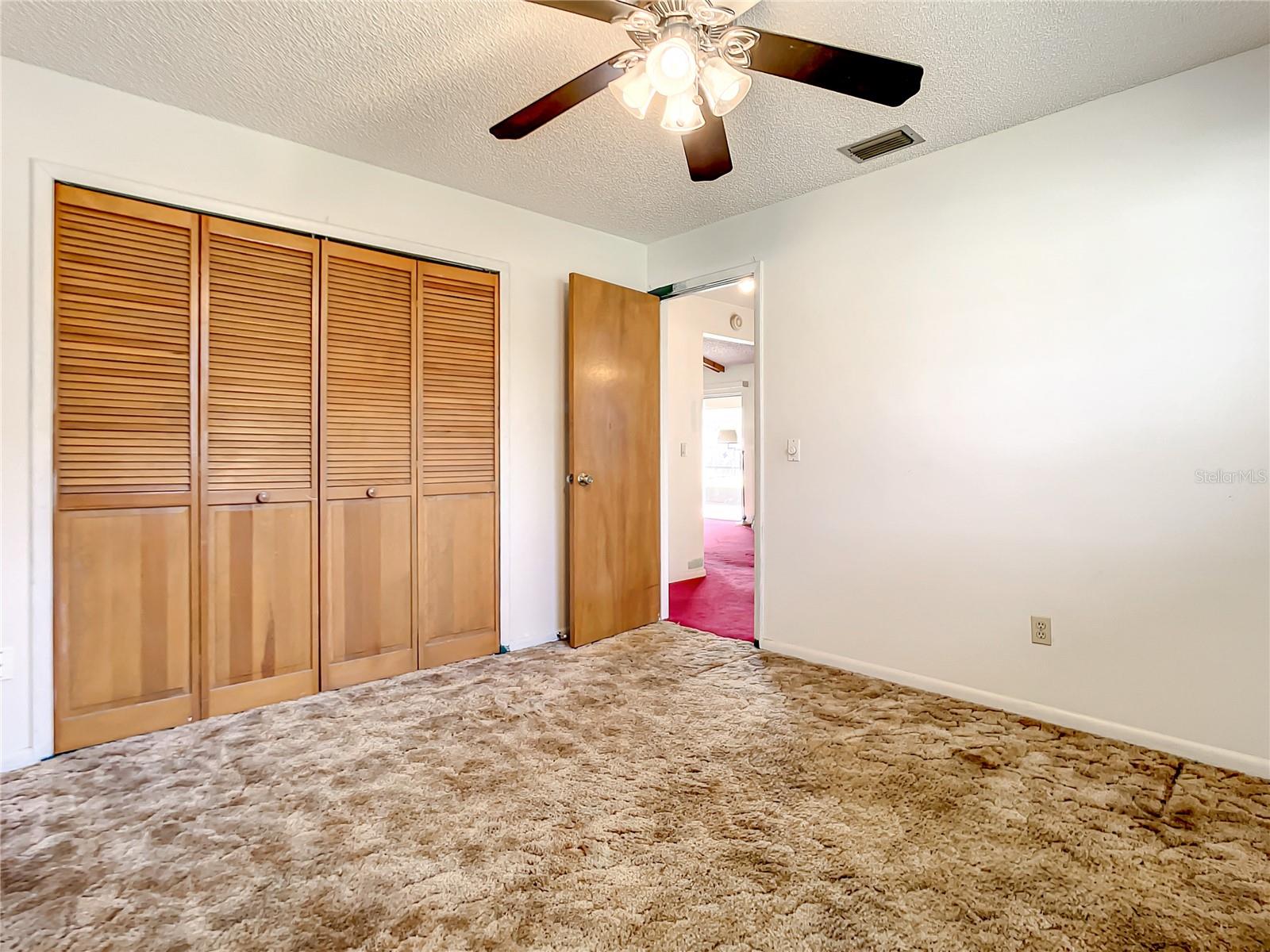 2625 VAUGHN AVE