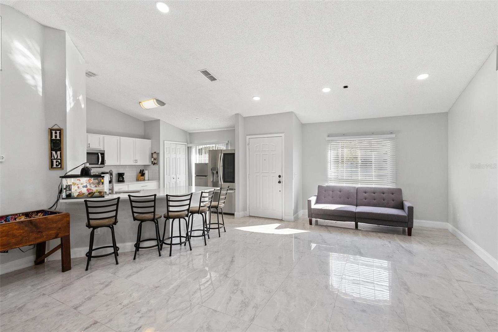 1371 VALHALLA ST