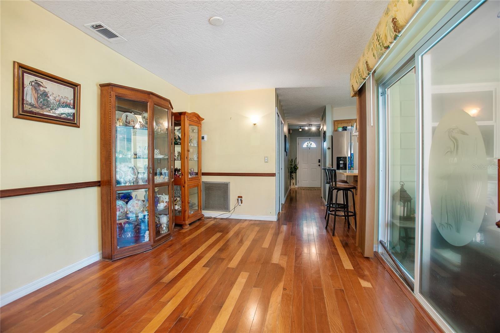 1345 WALTON AVE