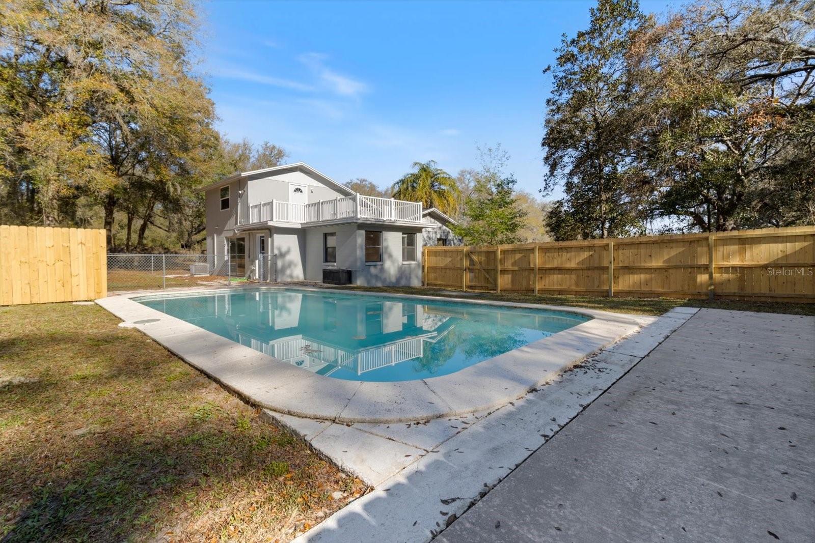 3440 E LAKE NINA DR