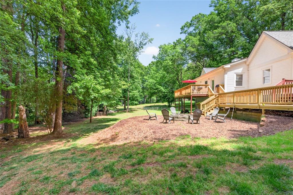 6 Adella Lane