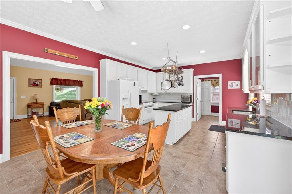 6 Adella Lane