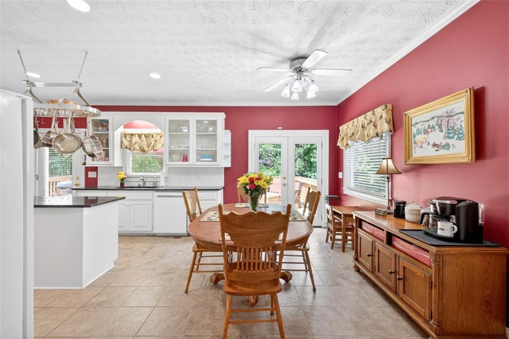 6 Adella Lane